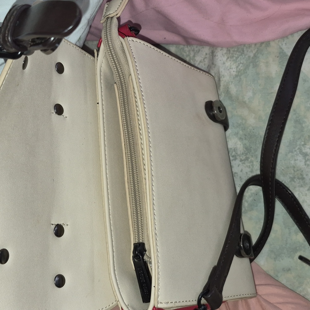 Pixie Mood Steph Vegan Leather beige/red Top Handle Boxy Crossbody Shoulder Bag - Picture 13 of 16